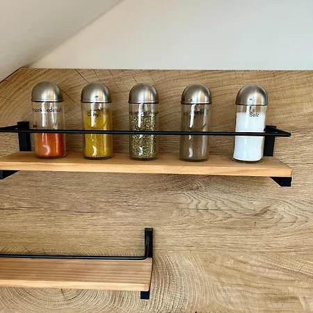 Gemuetliche Dachgeschosswohnung Auf Dem Land 아파트