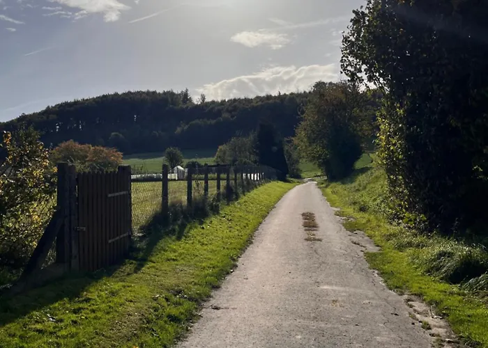 Gemuetliche Dachgeschosswohnung Auf Dem Land 布隆贝格